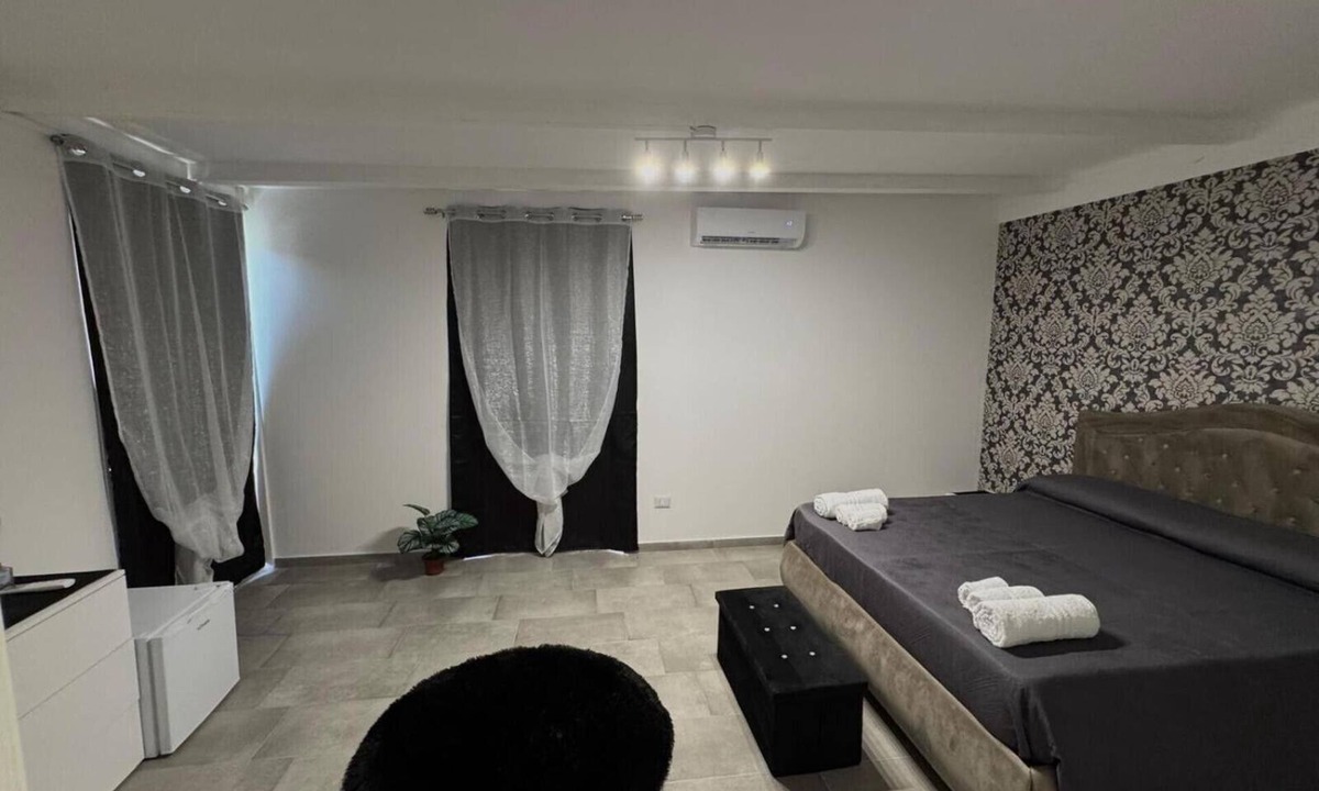 Lentini Apartment | Apartment 'Oasi San Paolo' with Shared Pool, Wi-Fi & Air Conditioning