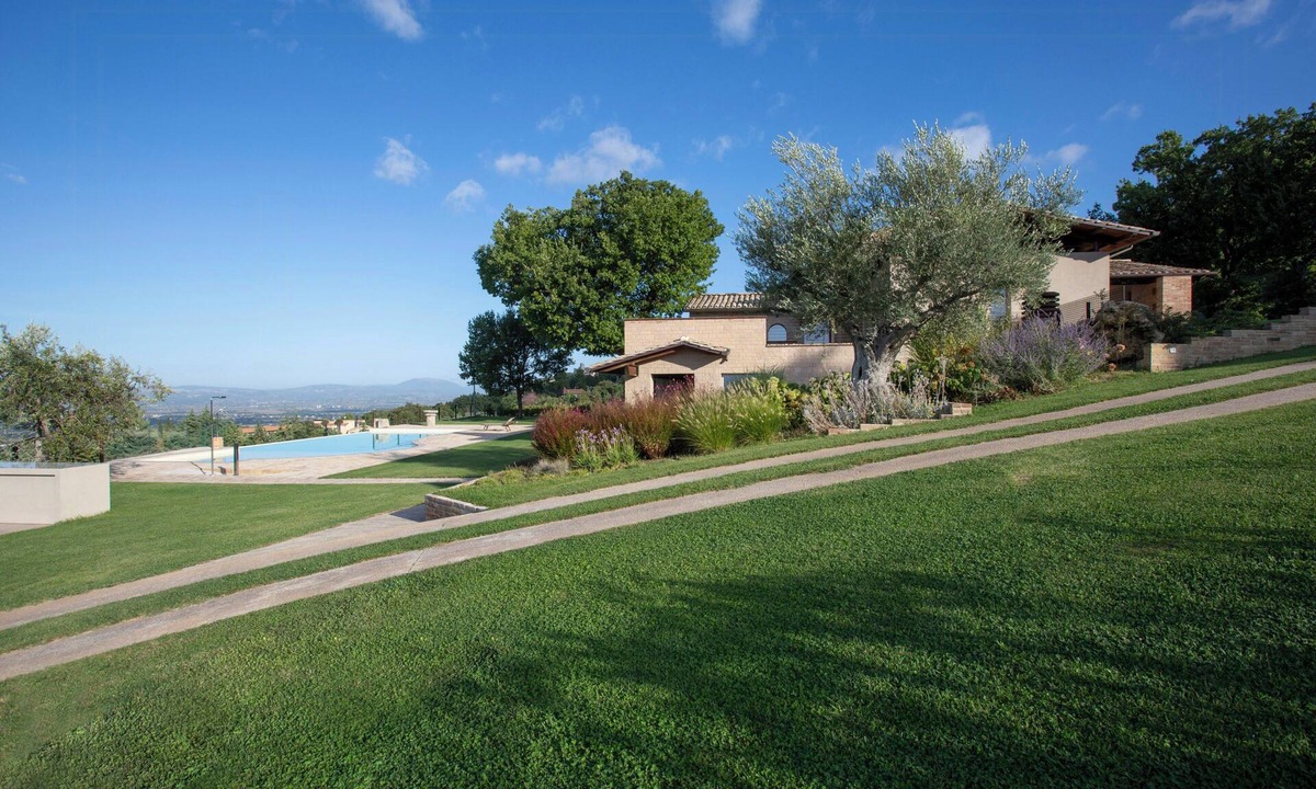 Assisi Apartment | Apartment with Hot tub near Assisi