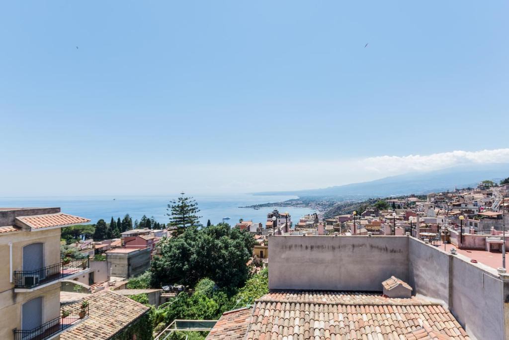 Taormina City Centre Apartment | Apartments in Taormina, Italy