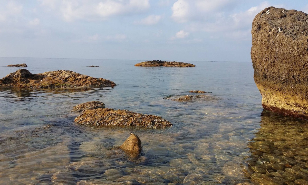 San Nicola l'Arena Condo | Apartments in Villa 4/6 places + private beach
