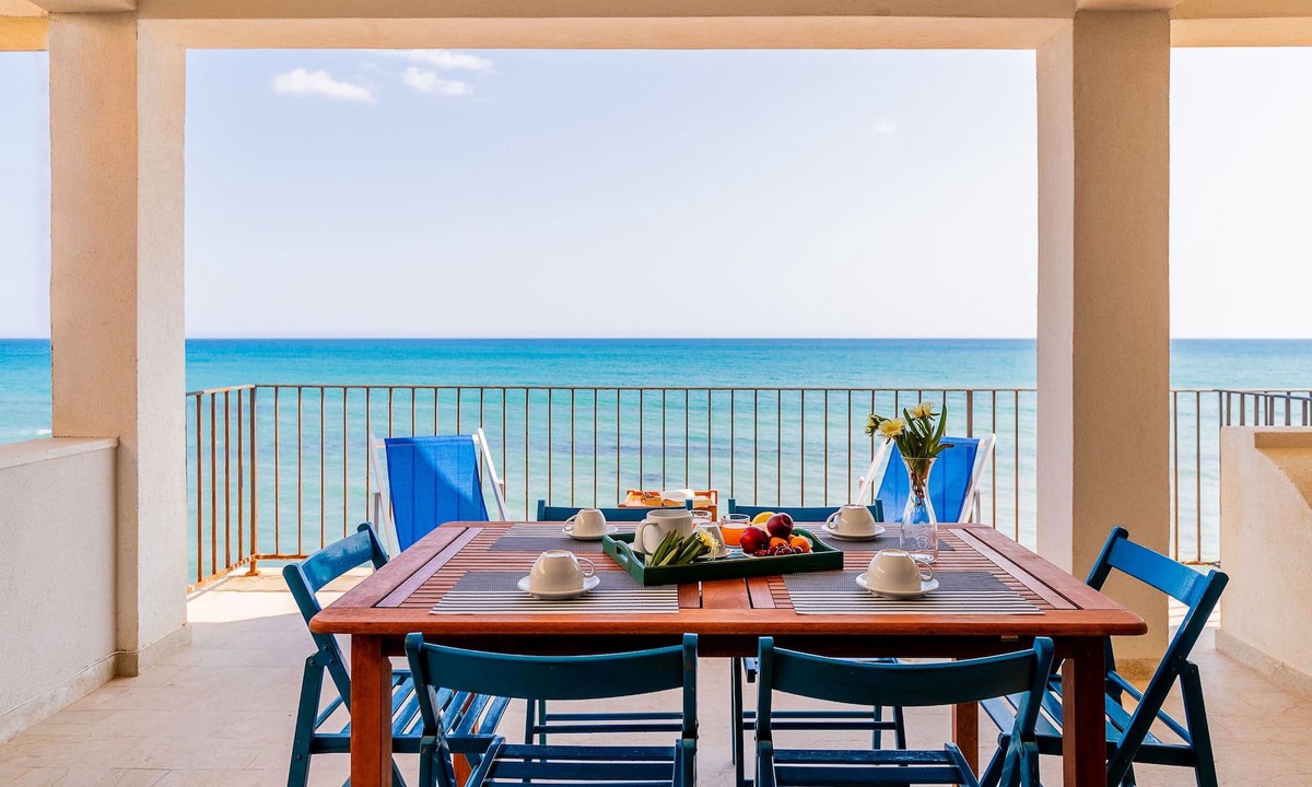 Marinella di Selinunte Apartment | Apollo's Terraces-Beach apartments less than 20 m from the sea! Grecale