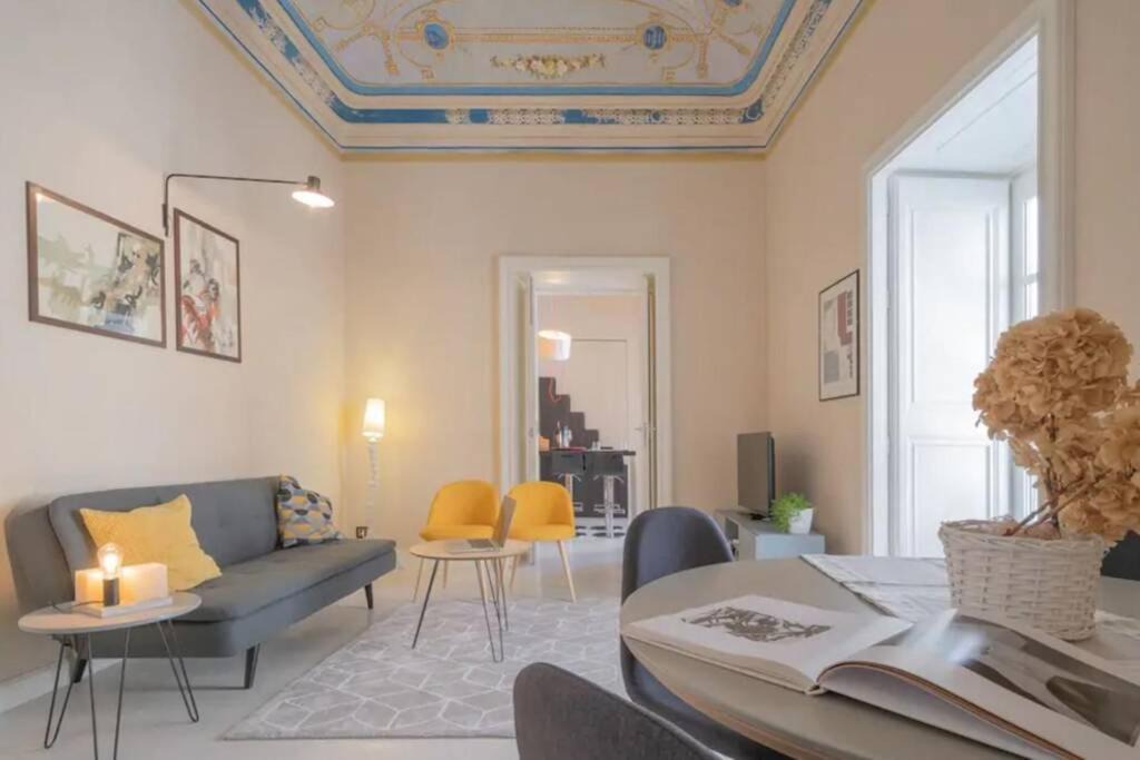 Old Town Apartment | Appartamento Nobiliare Design a 2 passi dal mare