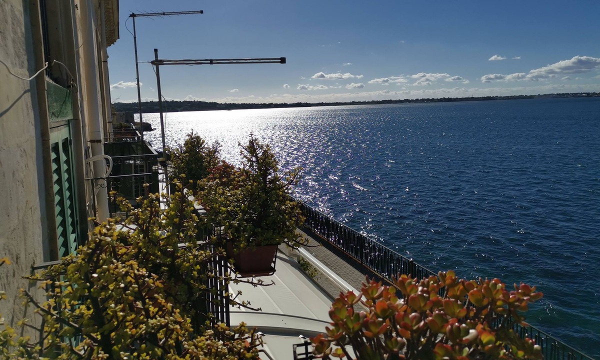 Ortigia House | Aretusa by the sea Ortigia