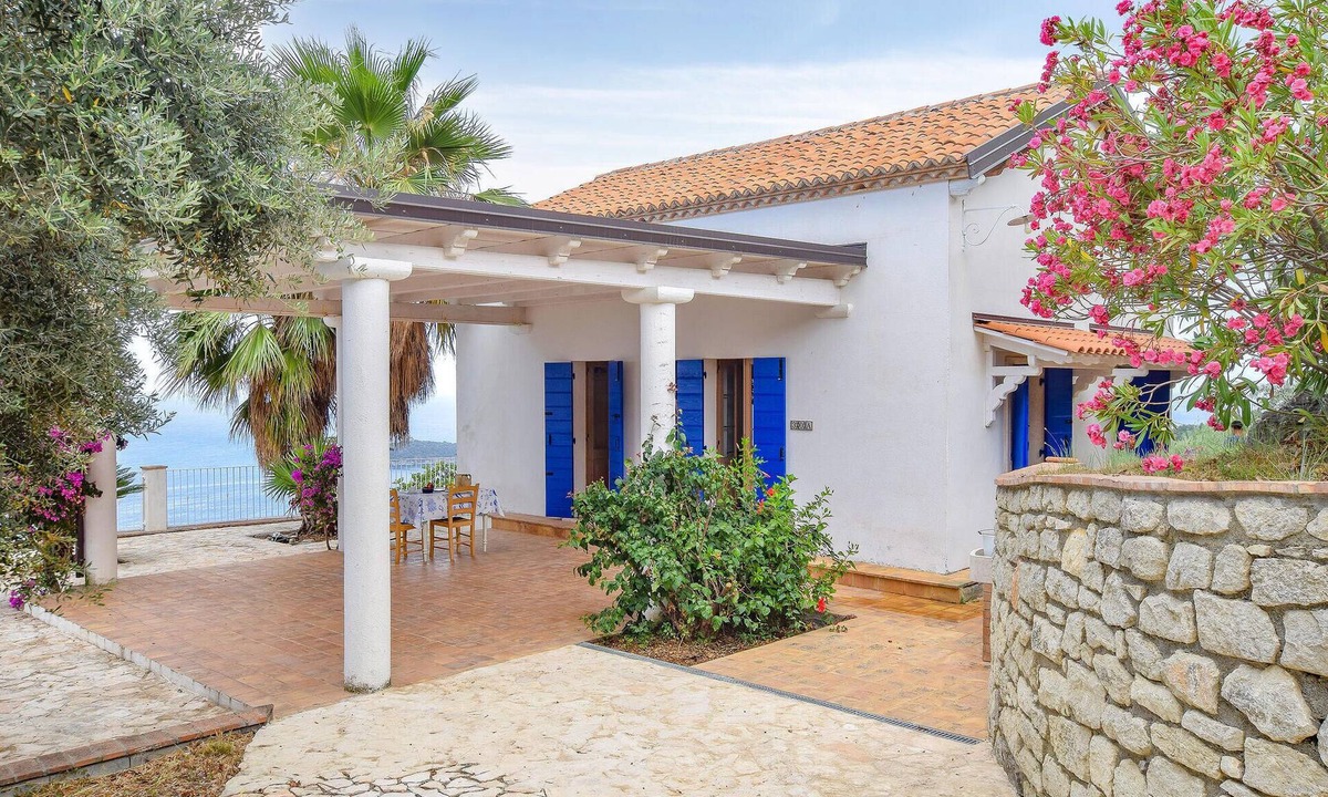 Diamante House | Awesome home in Diamante with WiFi