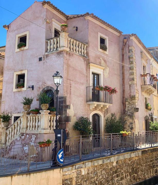 Licodia Eubea Bed & Breakfast | B&B Santapau Charme Living