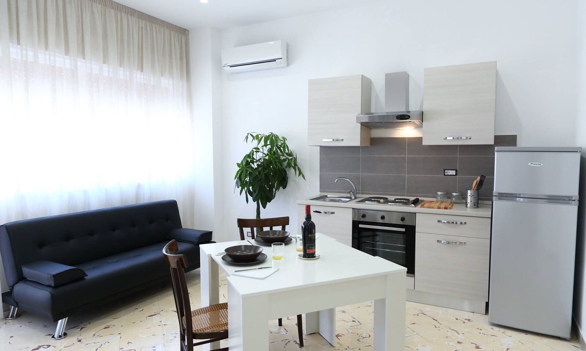 Cefalu Apartment | Balcone Giglio