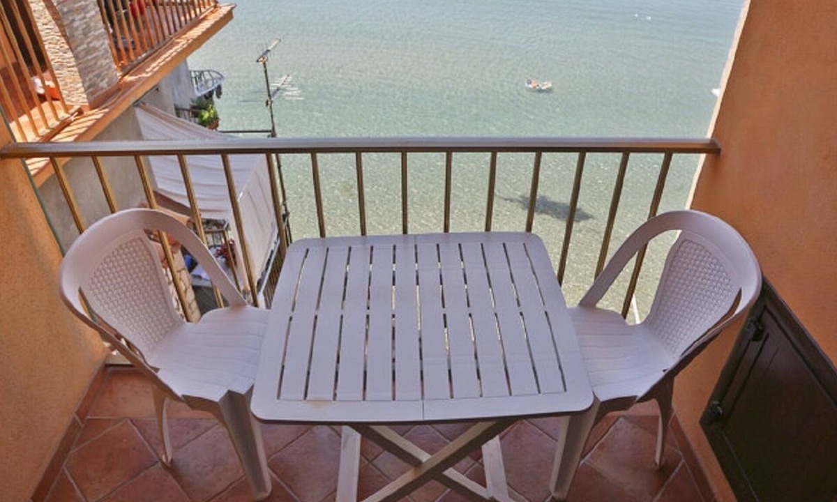 Old Town Apartment | Balcony Bellavista A - Holiday home by the sea