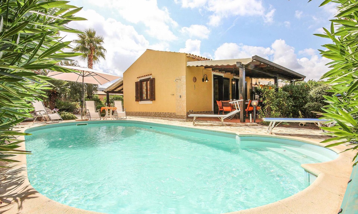 Custonaci House | Beautiful home in Custonaci (TP)