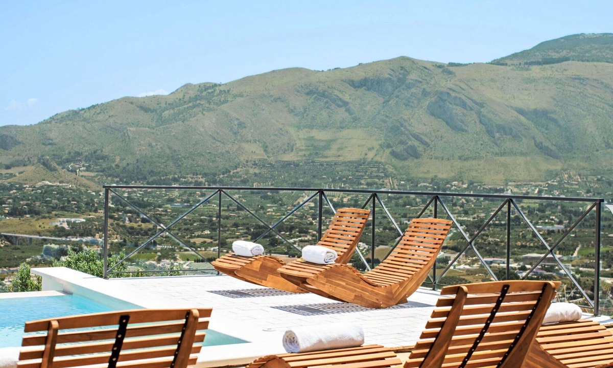 Scopello Villa | Beautiful private villa for 15 people with WIFI, private pool, A/C, TV and terrace