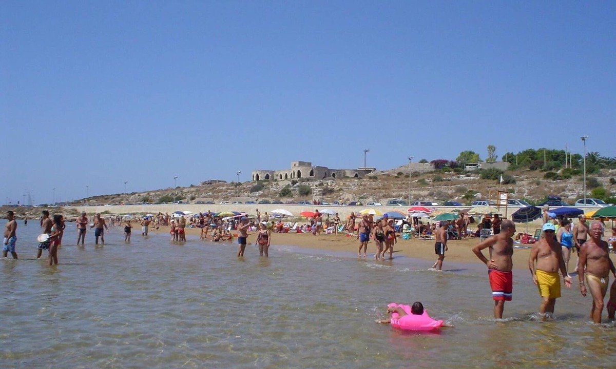 Pozzallo Bed & Breakfast | Bed and Breakfast Brezza Marina e Ristorante Shoreline