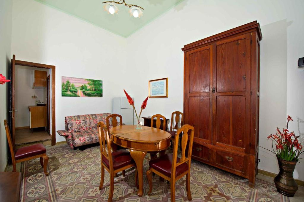 Castellammare del Golfo House | BILOCALE VERDI A C/MARE GOLFO