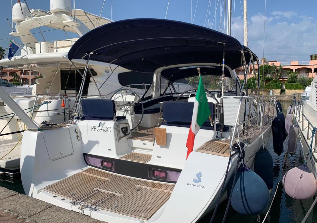 Aeolian Islands Boat Rental | Boat and Breakfast