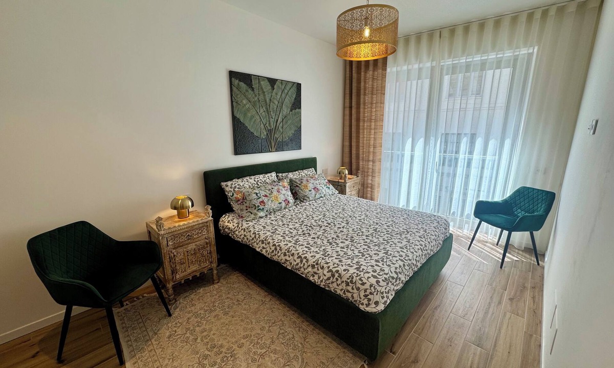 Nomentano Apartment | Brand New Luxury Apt - Metro 2min - Spacious 80sqm