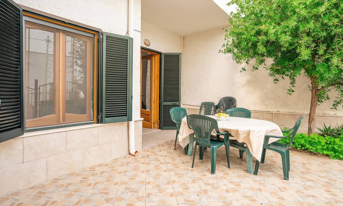 Torre Lapillo Apartment | Brezza Apartment with Terrace Near The Sea, Porto Cesareo, Italy
