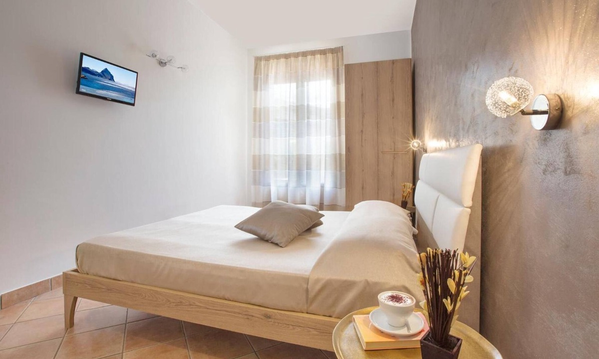 Castelluzzo Hotel | Cala di Ponente