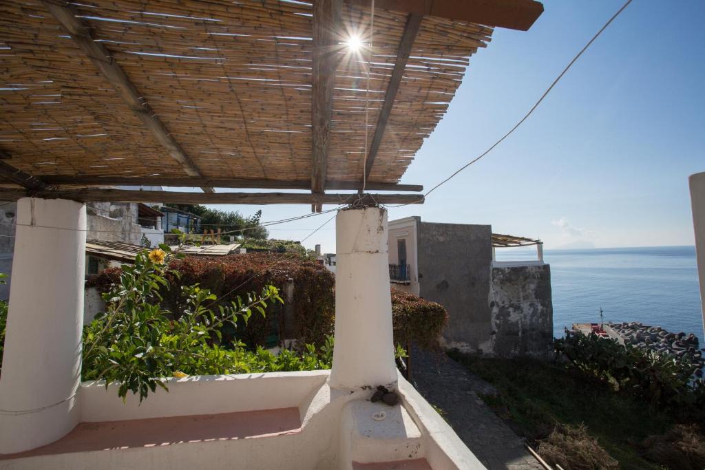 Ginostra House | Casa Ciocchiti