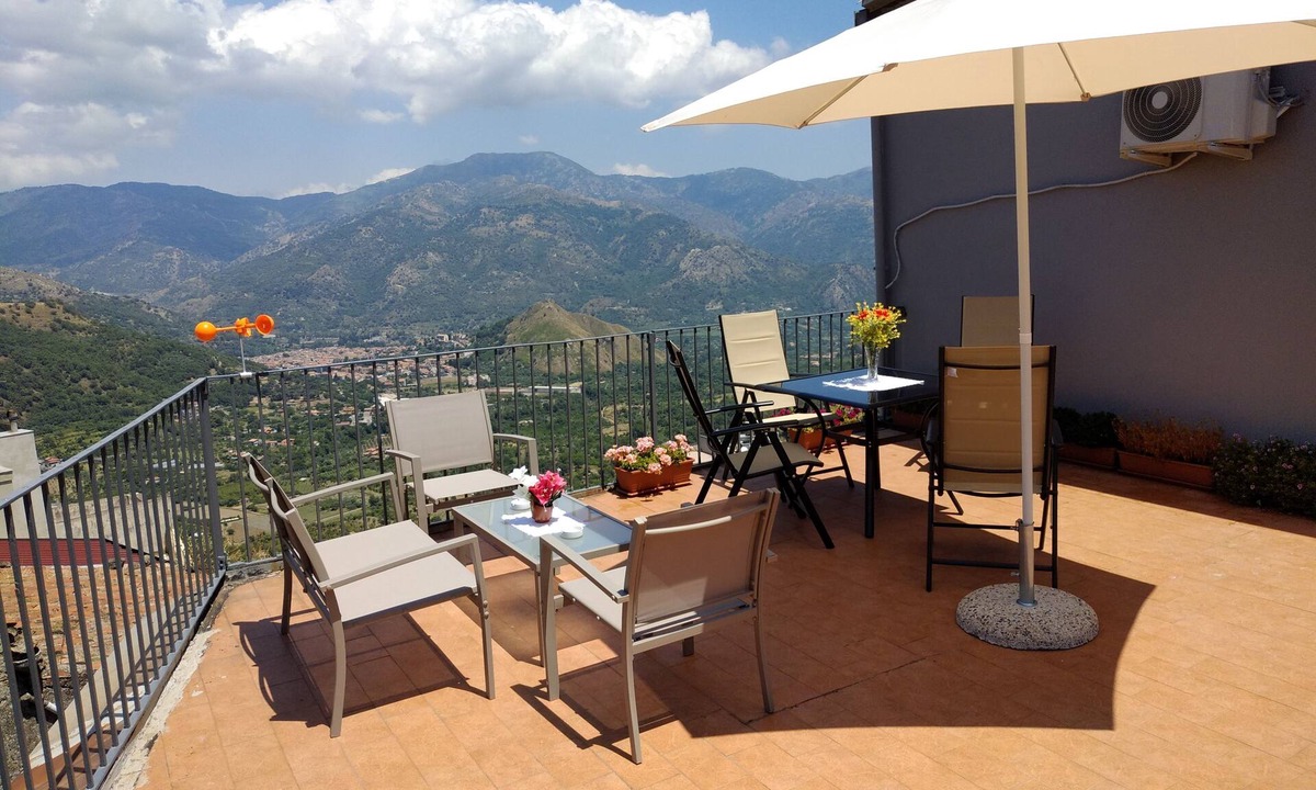 Rovittello House | Casa Donna Franca