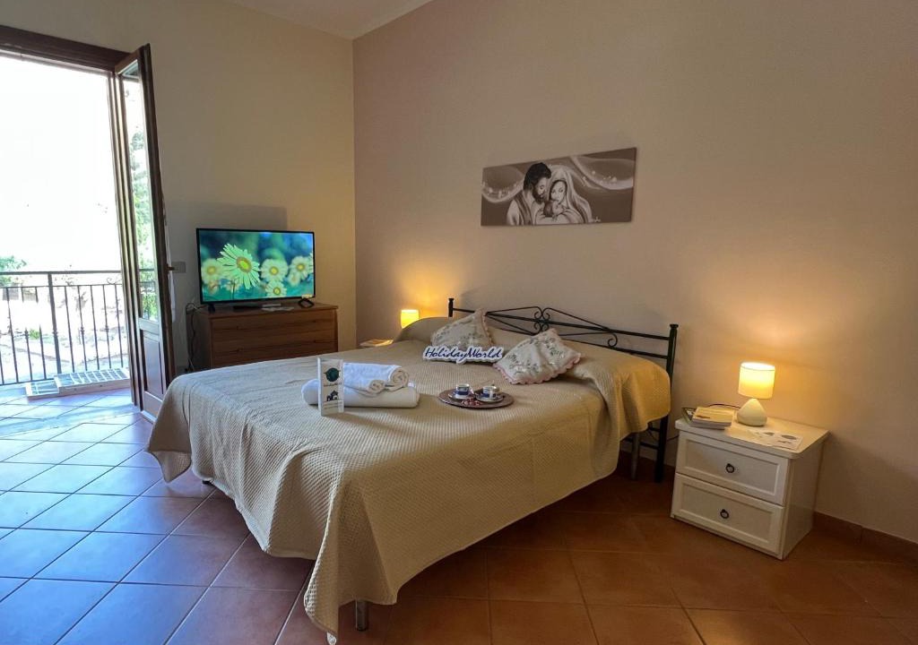 Castelluzzo Apartment | Casa Fico by Holiday World
