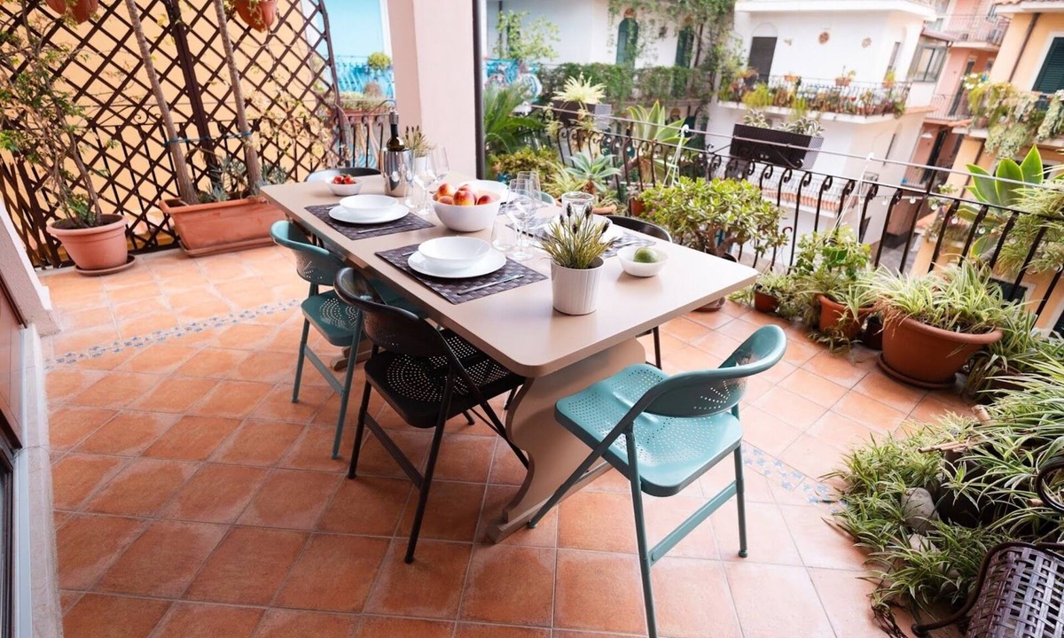 Mazzeo Apartment | Casa Incanto in Taormina fraz. Mazzeo ,, Sicilia