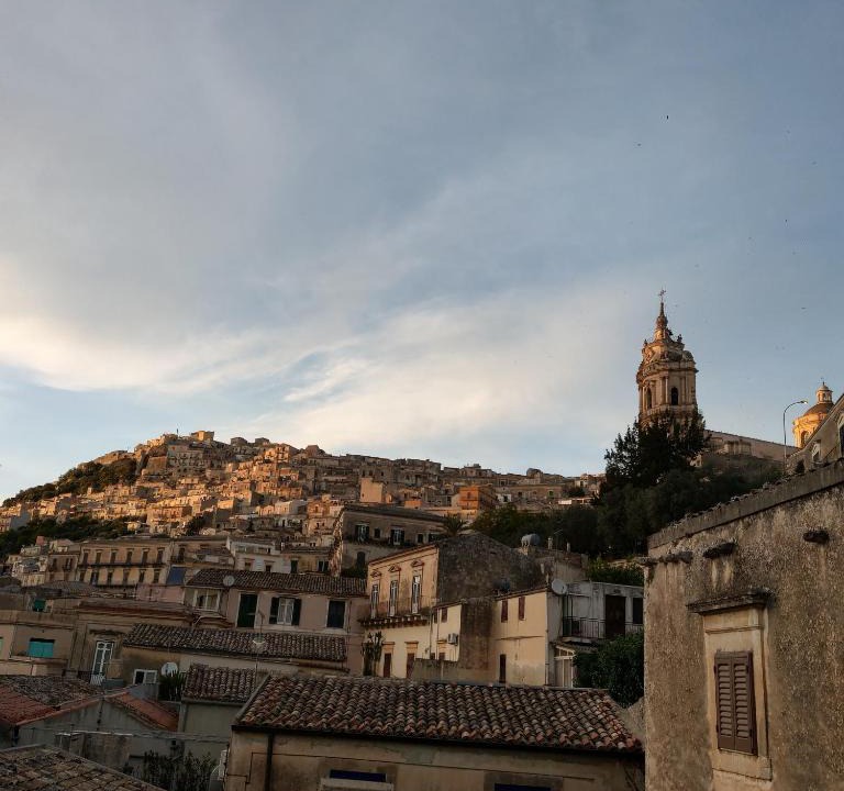 Modica House | Casa Mavì Limite delle due Matrici