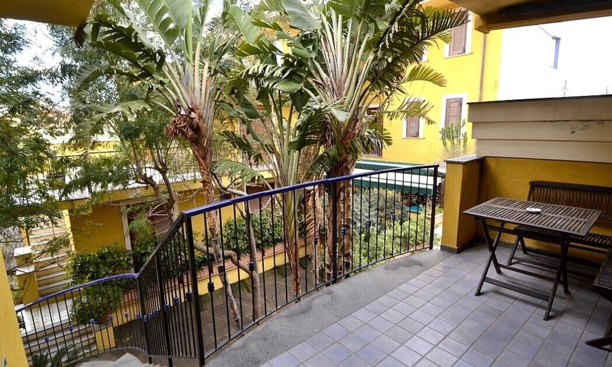 Milazzo House | Casa Ntoni A: A modern and graceful apartment situated at a short distance from the beach, with Free WI-FI.