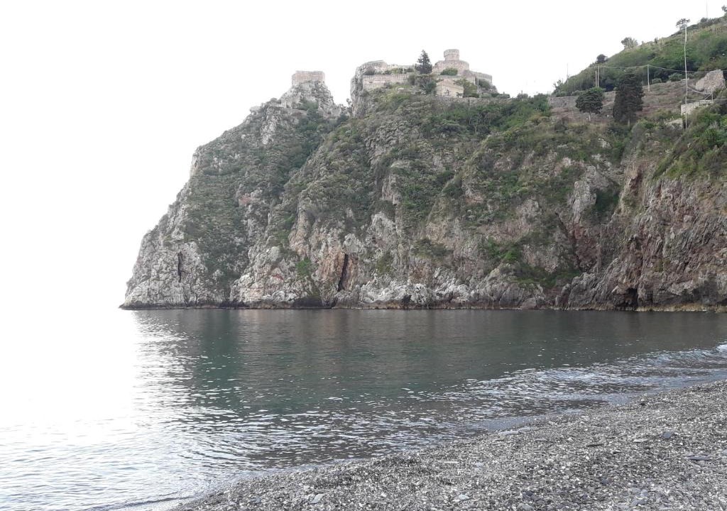 Sant'Alessio Siculo Apartment | Casa NUPI