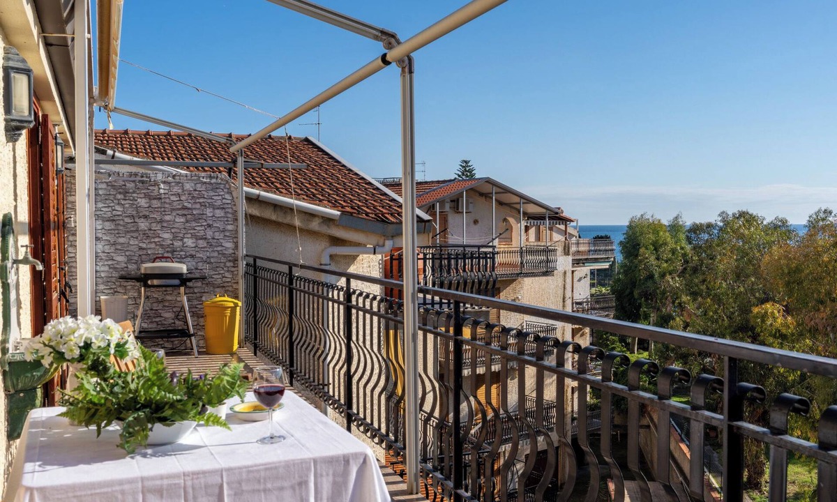 Recanati Apartment | Casa Roberta - Apartment near the sea