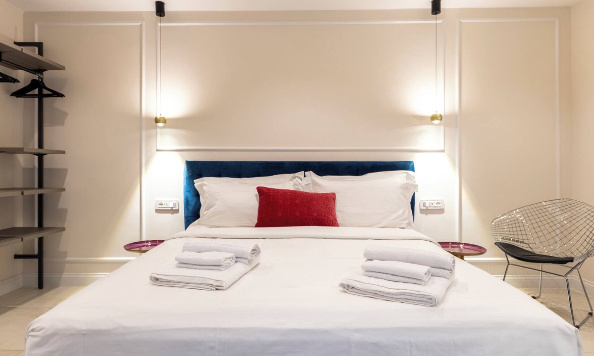 Ruggero Settimo Apartment | Casa Saputo Apartment in Central Palermo
