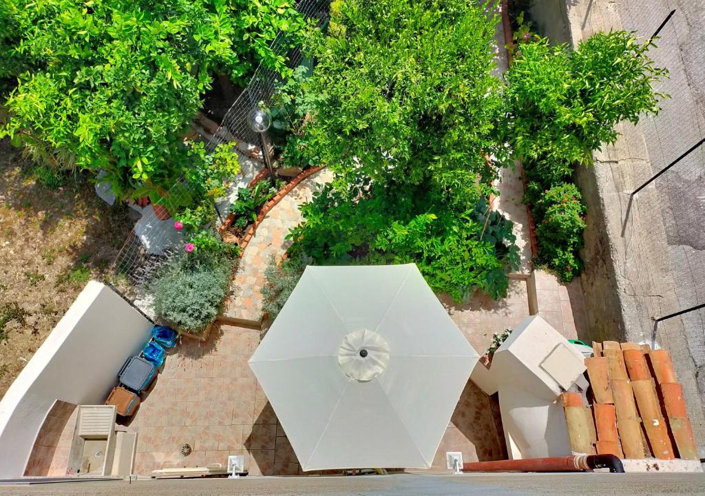 Furnari House | Casa Vacanze "Il Giardino"