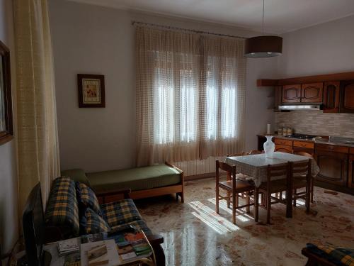 San Mauro Castelverde Apartment | CASA VACANZE LINA