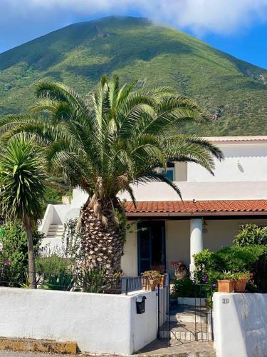 Malfa House | Casa Zagami
