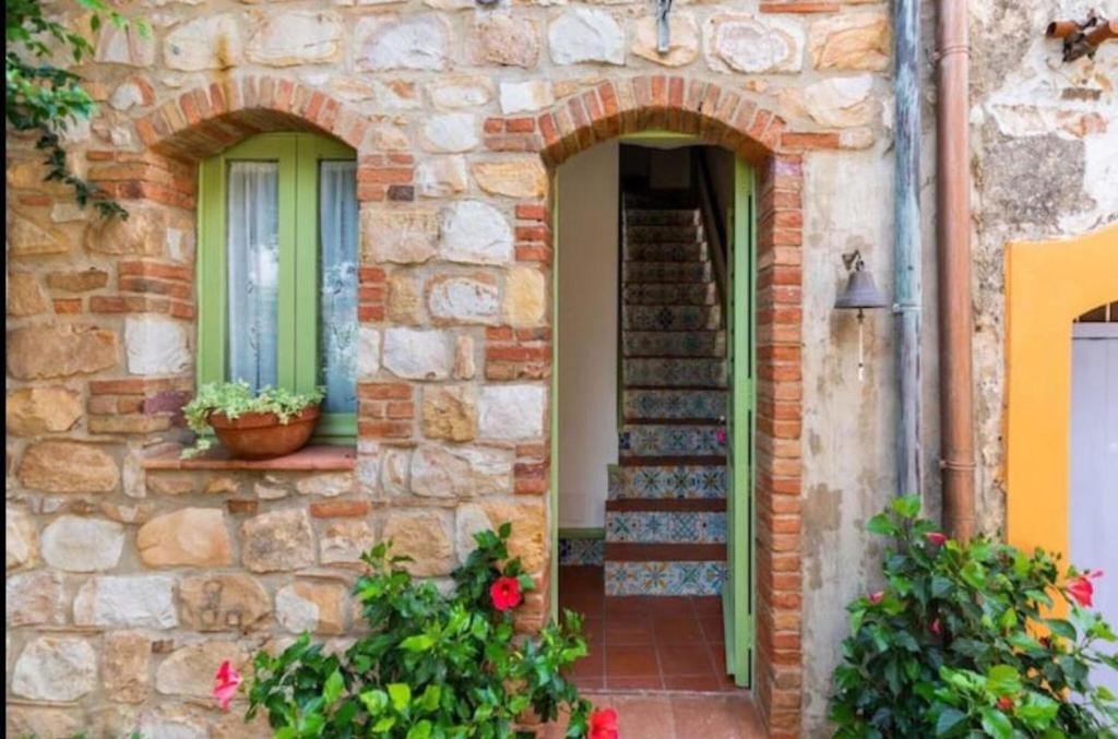 Sant'Ambrogio House | Case Saponara
