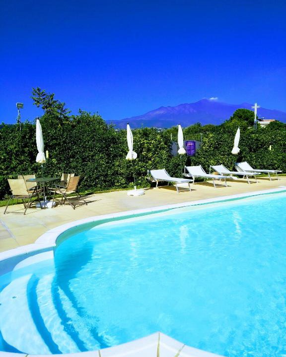 Santa Tecla House | Case Vacanze Residence Trinacria