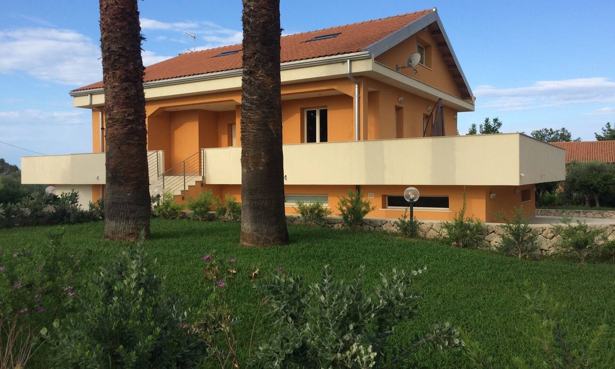 Melilli Villa | Case Vesta, villa in the countryside.