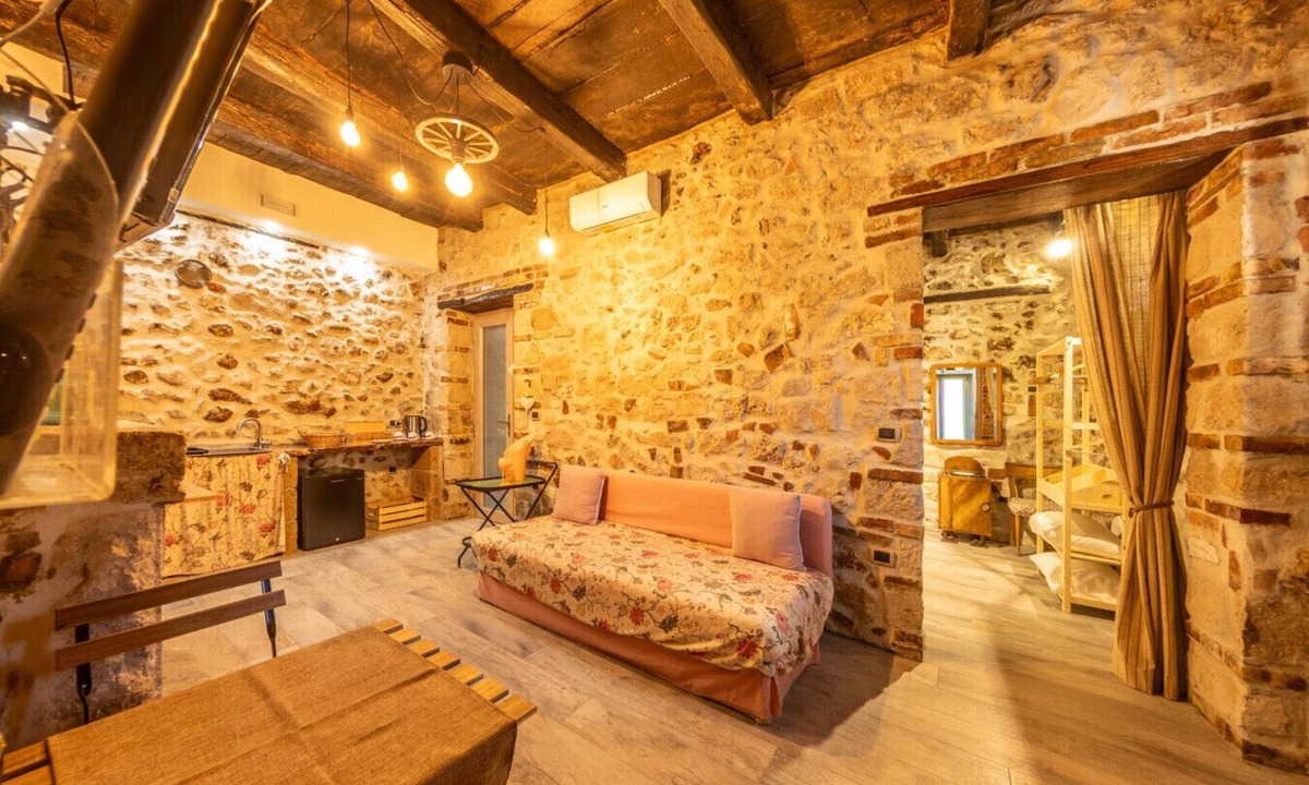 Sala Apartment | Casicarillo 800 - Appartamento Rustico Chic