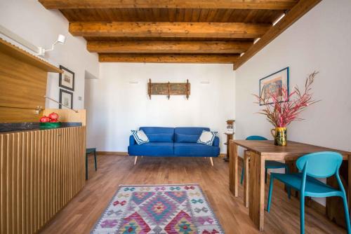 Castellammare Vucciria Apartment | Cassaro Apartment con Terrazza by Wonderful Italy