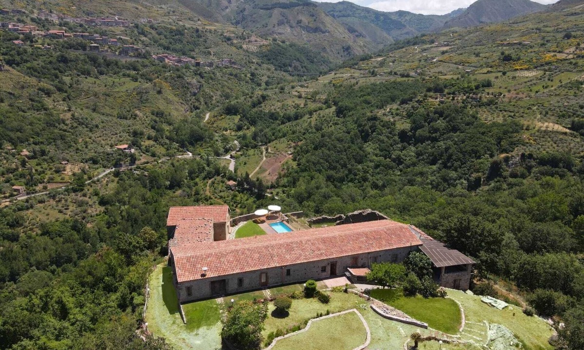 Longi House | Castello di Mile - trekking e relax in Sicilia