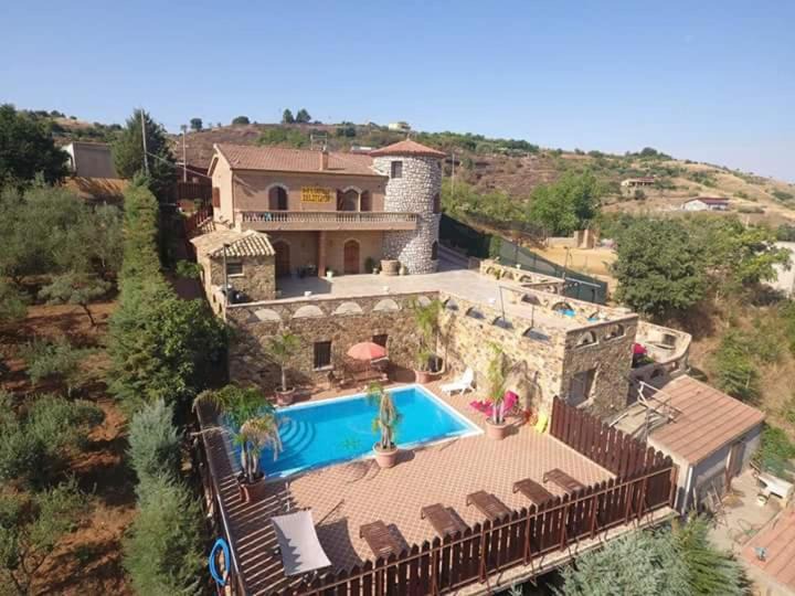 Enna House | Castello