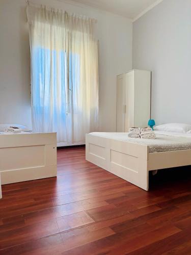Ruggero Settimo House | Castelnuovo Rooms #Politeama