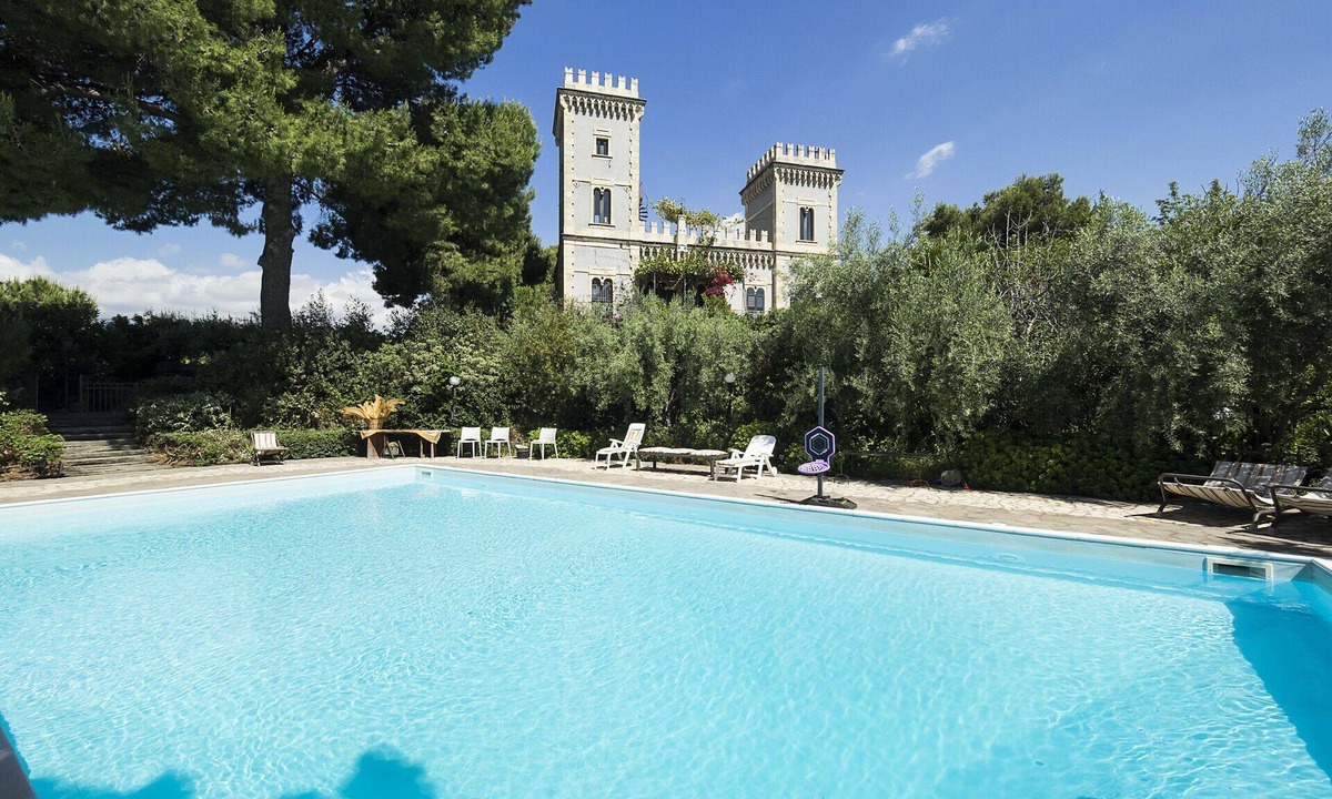 Stazzo Other | Castle near the sea with pool, park and views