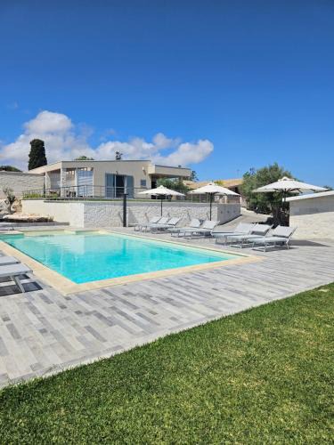 Brucoli Villa | Cava Del Sol