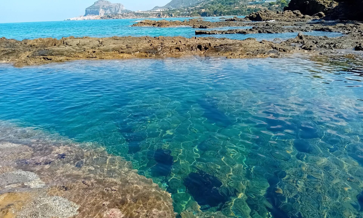 Mazzaforno Apartment | Cefalù "La Maddalena 29 Bi-vano" with private access to the sea, sleeps 2 + 2