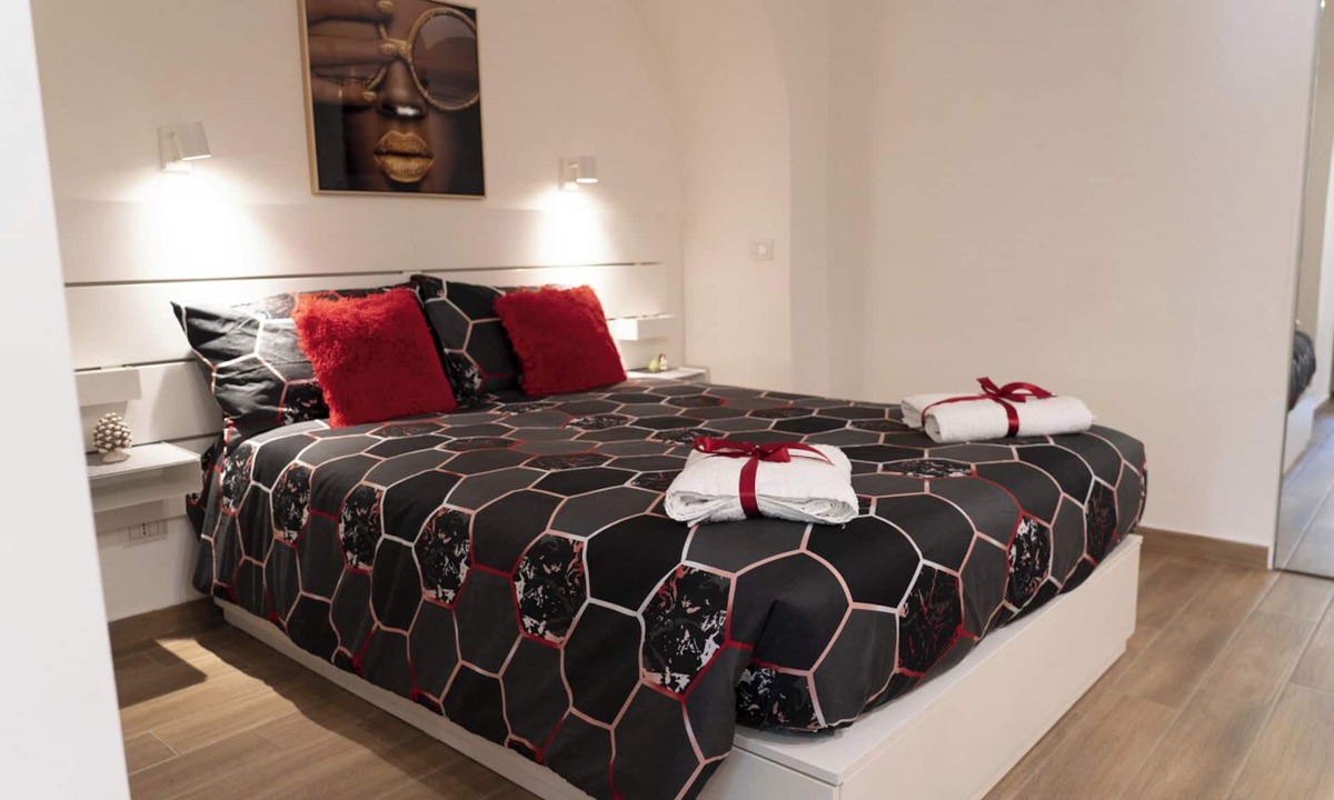 Borgo-Sanzio Apartment | Central Solutio Suite + Self Check-in Late