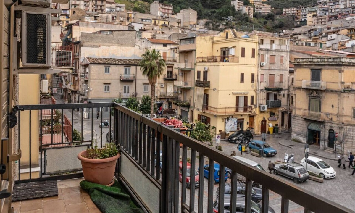 Altofonte Apartment | Centre View: Altofonte