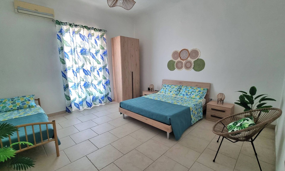 Porto Empedocle Apartment | CentroMare Living beachfront apartment a stone's throw from the center.