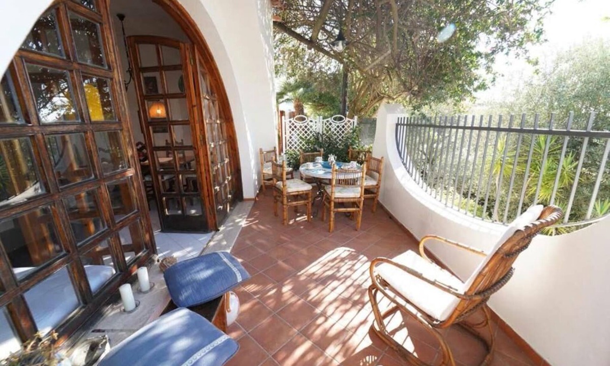 Forio Apartment | Charming One-Bedroom Apartment with Sea View in Villa with Pool by the Sea