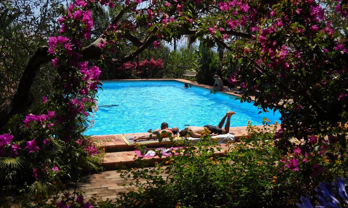 Linera Villa | Charming Sicilian Villa of the century 1800 with old trees park