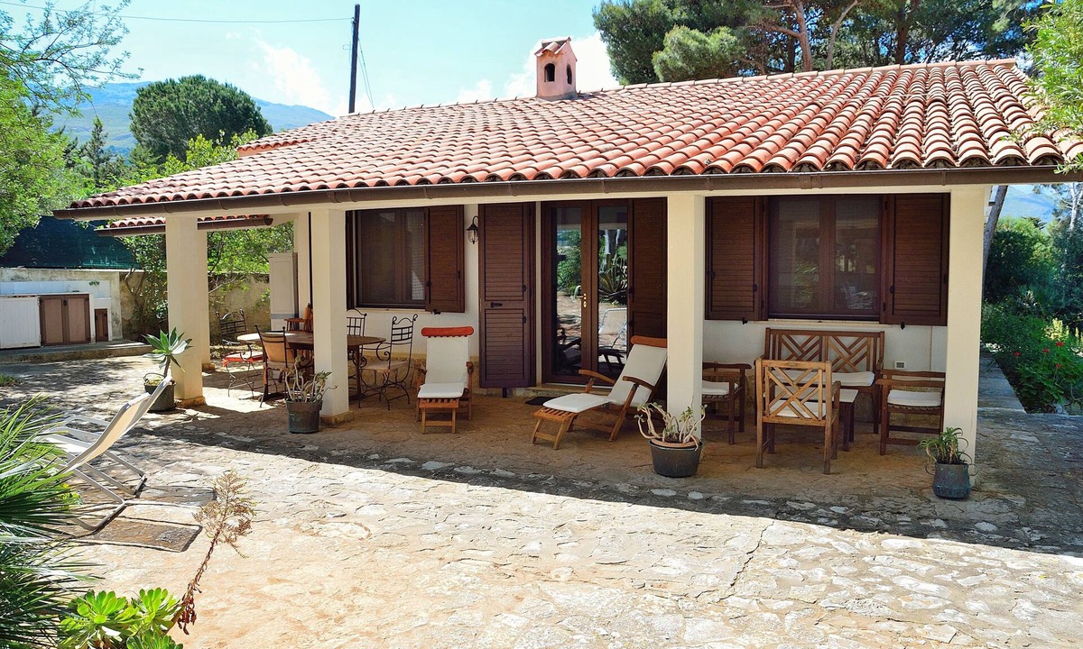 Scopello House | Charming villa which guarantees tranquillity and privacy with private access to the beach (with cliffs)