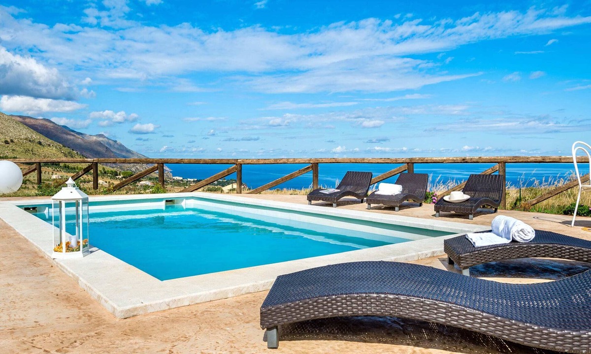 Scopello Villa | Coastal Villa Near Castellammare
