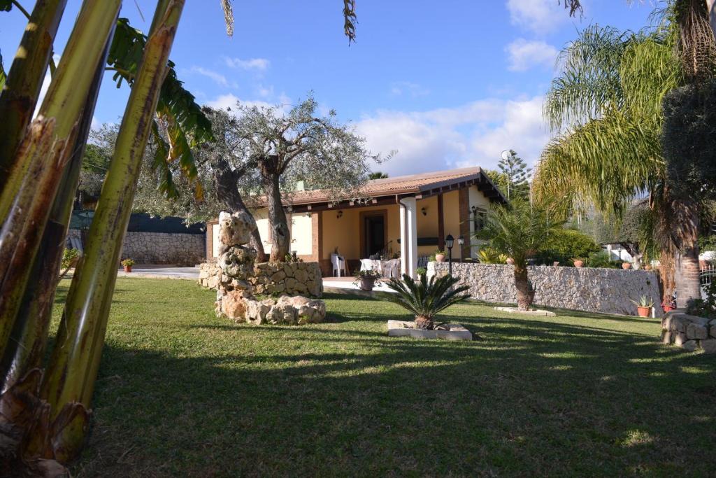 Gallina Villa | COCUS-HOUSE villa di lusso a 300 metri dal mare
